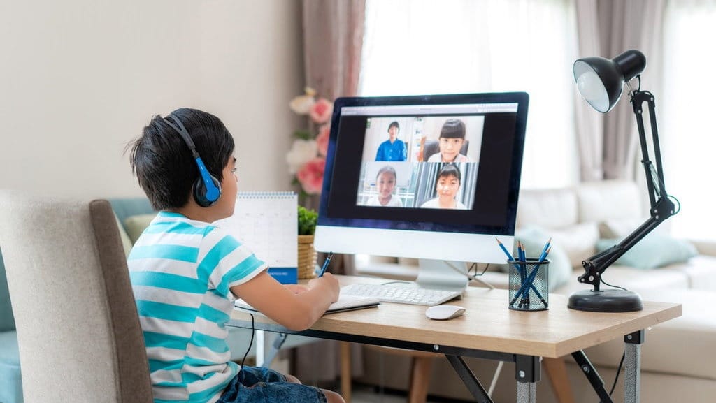 5 Kebiasaan Baik agar Fokus Belajar Online Tetap Terjaga