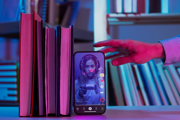 Tren Baru yang Menghidupkan Minat Baca Generasi Muda